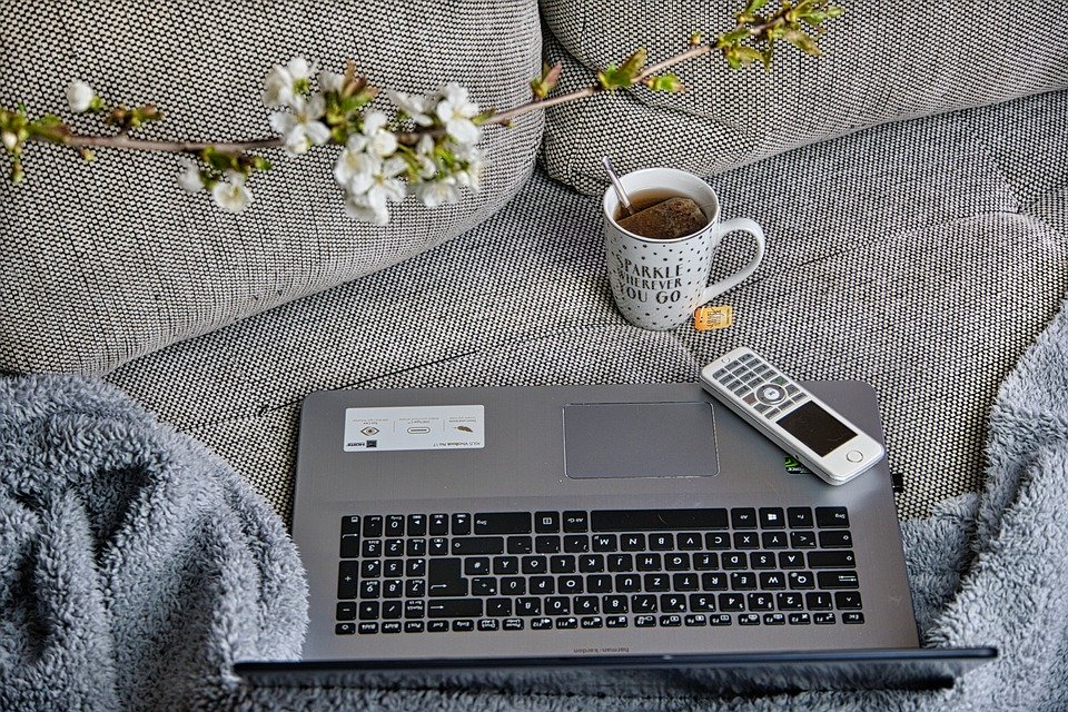 How to Manage Your Workforce When Working From Home